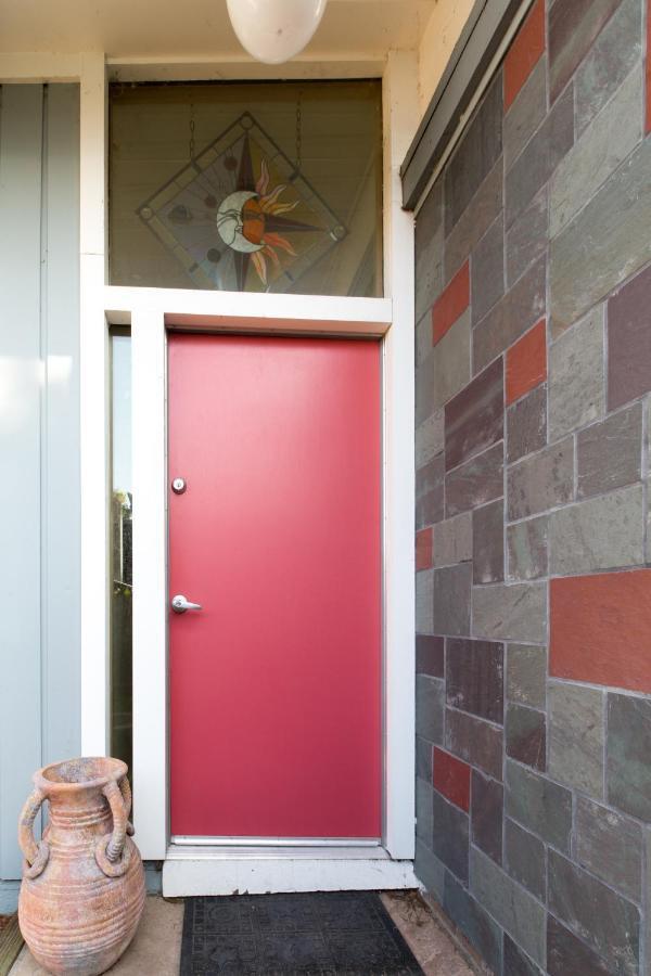 Private Room With Shared Bath Mountain View Exterior foto